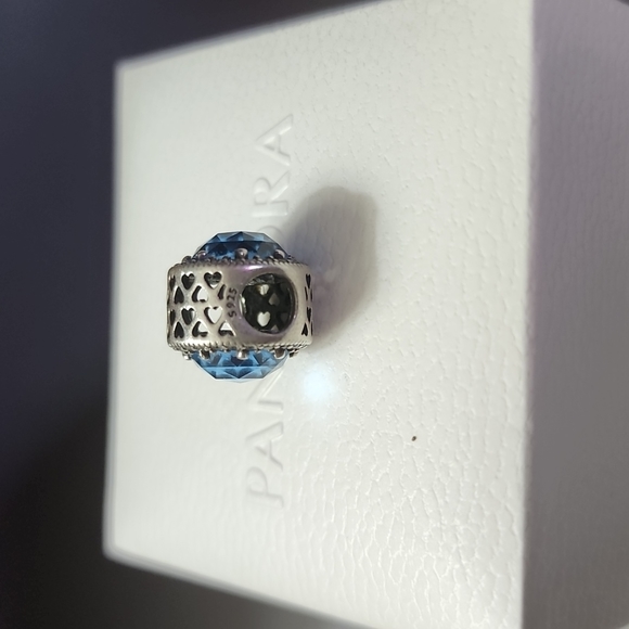 COPY - Pandora sky blue charm - Picture 3 of 4